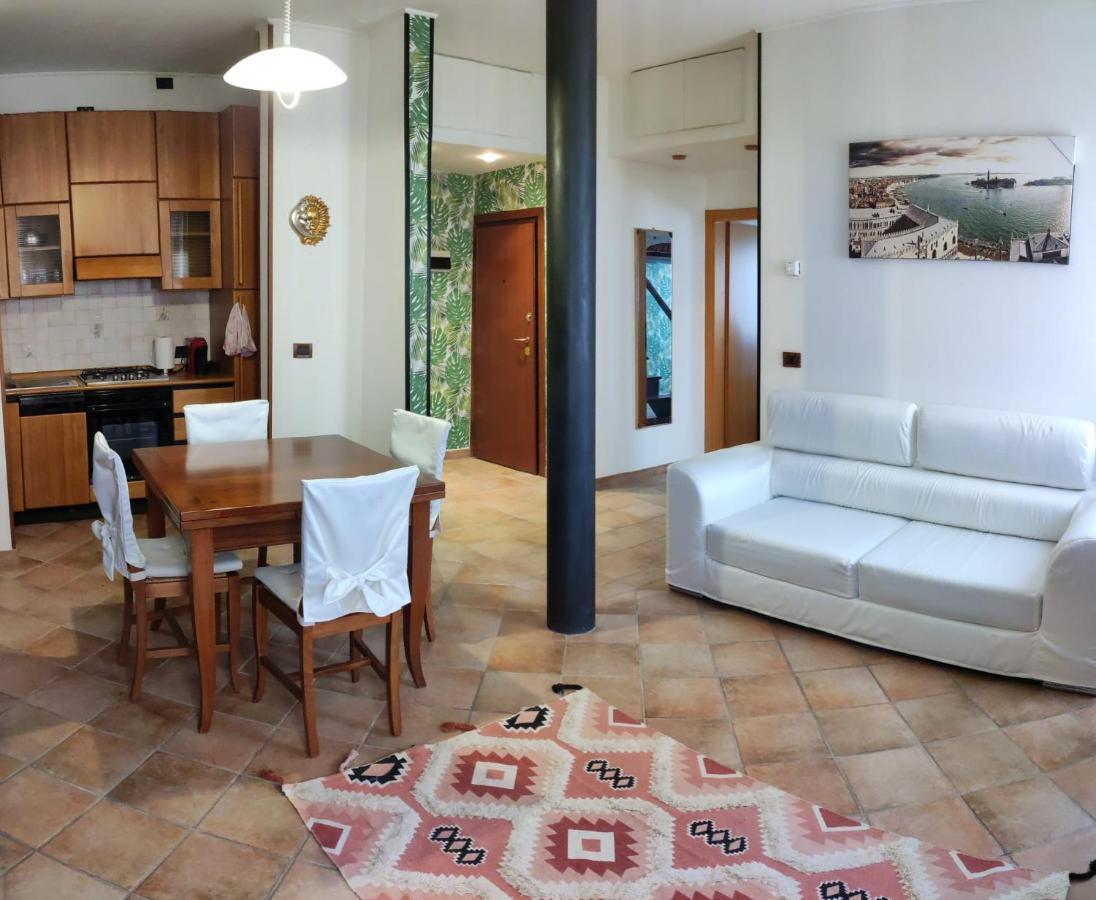 Apartament Sarika House Mestre Zewnętrze zdjęcie